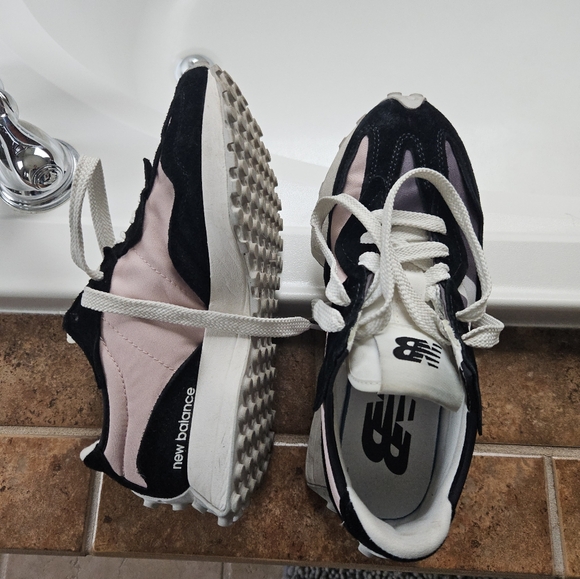 New Balance 327 pink & black - Picture 4 of 5